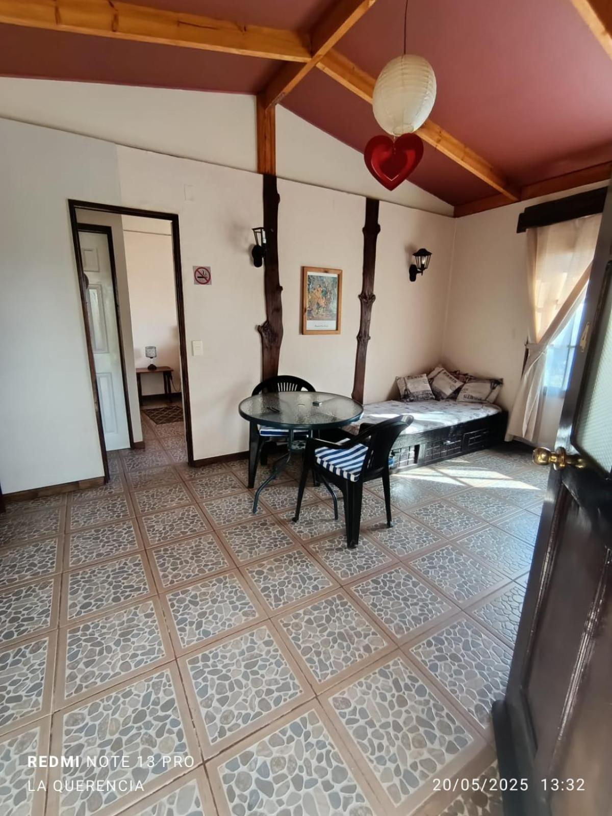 El Algarrobo Pensionat Rum bild